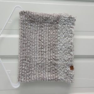Simply Noelle Scarf, NWOT!